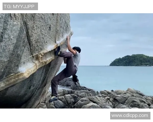 南京攀岩队的盯防体系与攀岩战术的深度解析与实践探讨 南京攀岩队的盯防体系与攀岩战术的深度解析与实践探讨