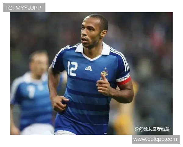 英国蓝色足球明星盘点及其辉煌成就与影响力分析 英国蓝色足球明星盘点及其辉煌成就与影响力分析